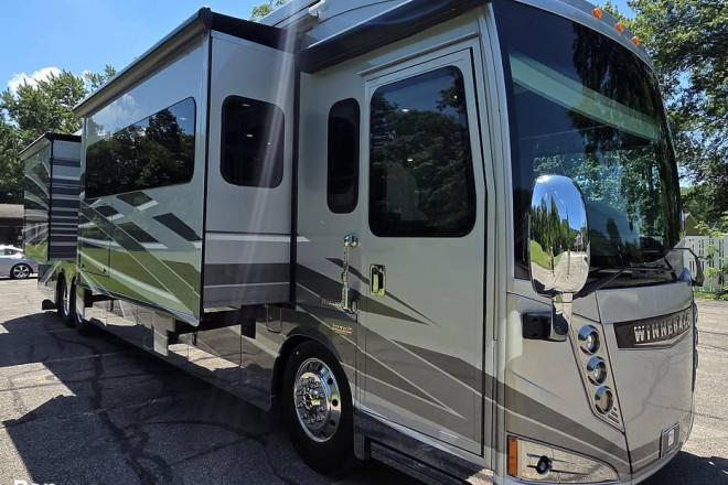 2016 Grand Tour 42HL