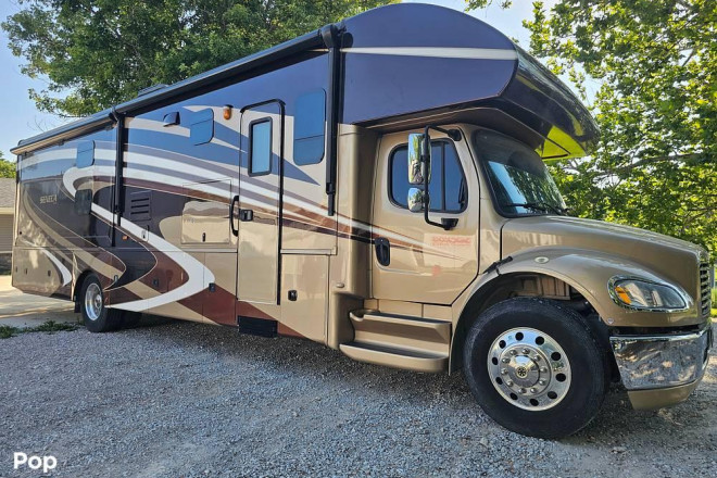 2015 Seneca 37FS