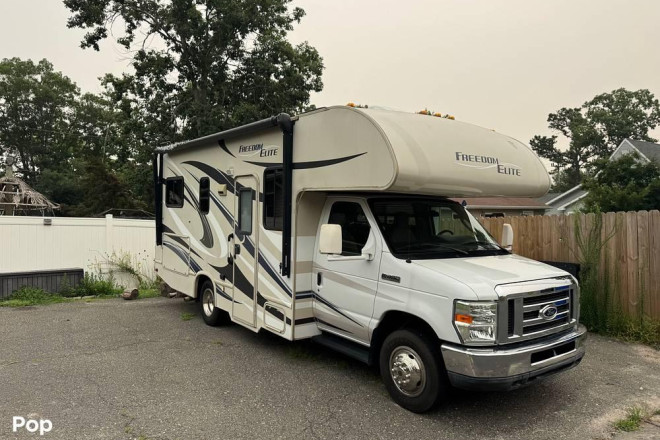 2015 Freedom Elite 23H