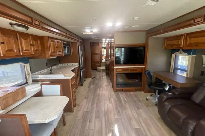 2013 Allegro Red 33AA