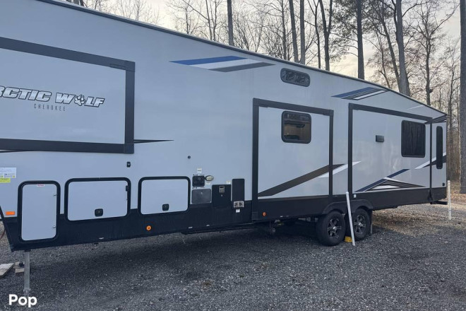 2022 Arctic Wolf 3660 SUITE
