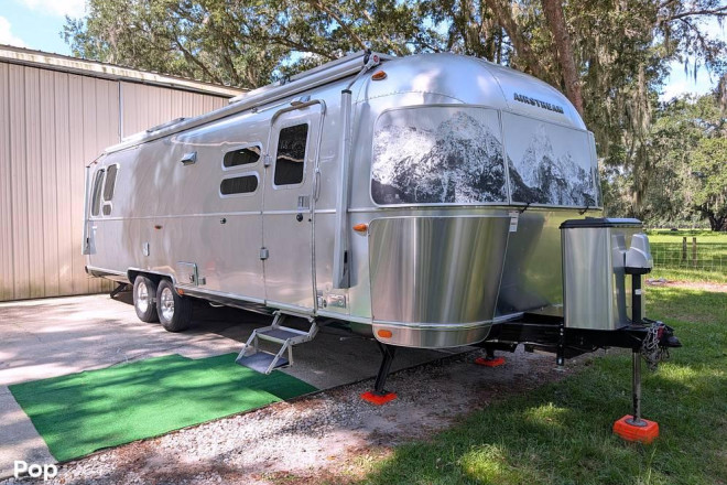 2017 International 30 Serenity
