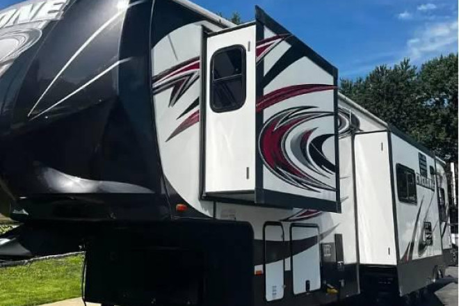 2015 Cyclone 3800