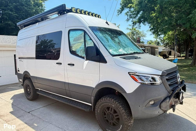 2022 Storyteller Overland Beast Mode 4X4