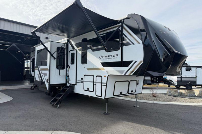 2026 Carbon 368