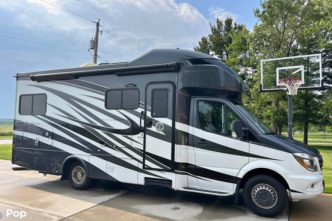 2018 Wayfarer 24TW