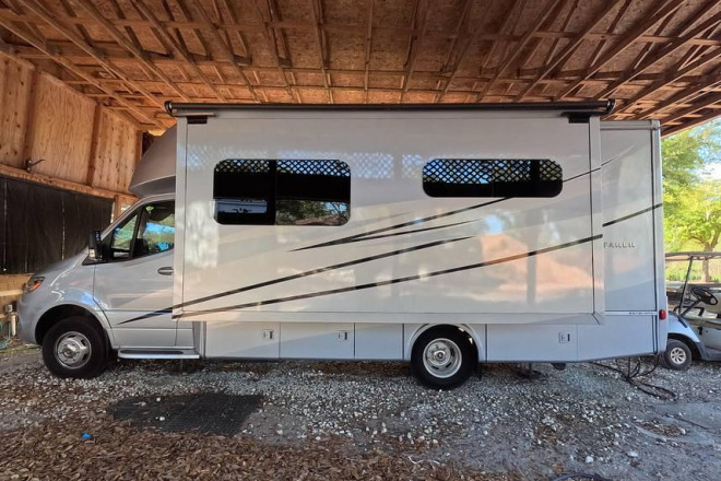 2023 Wayfarer 25RW