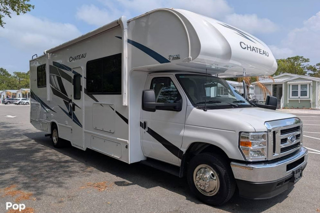 2025 Chateau 28Z