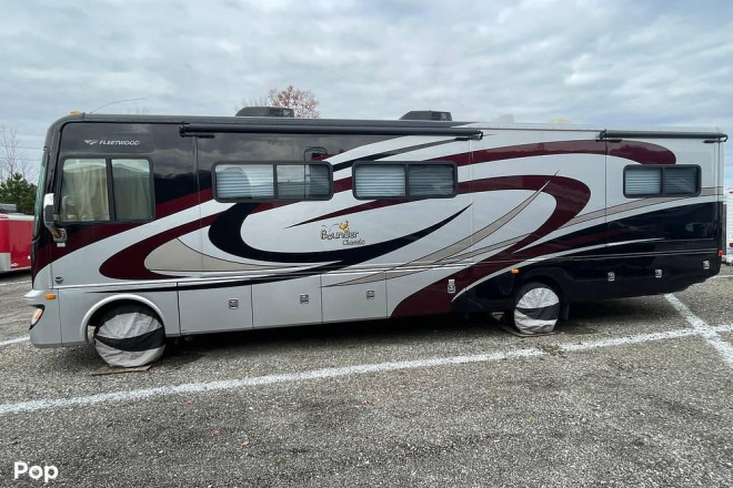 2012 Bounder Classic 34B