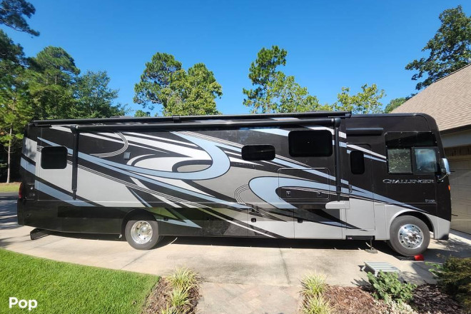 2020 Challenger 37FH