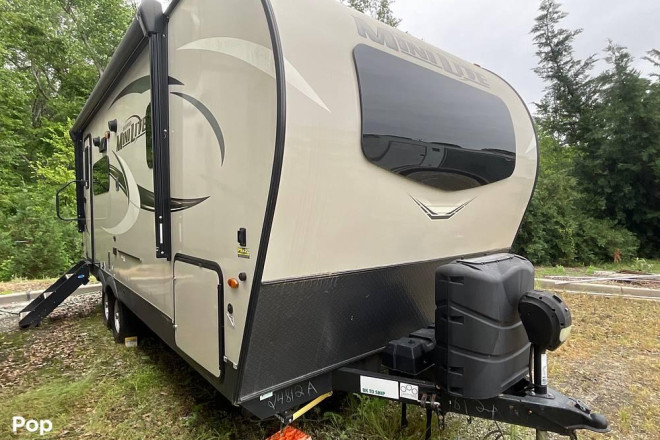 2021 Mini Lite 2205S