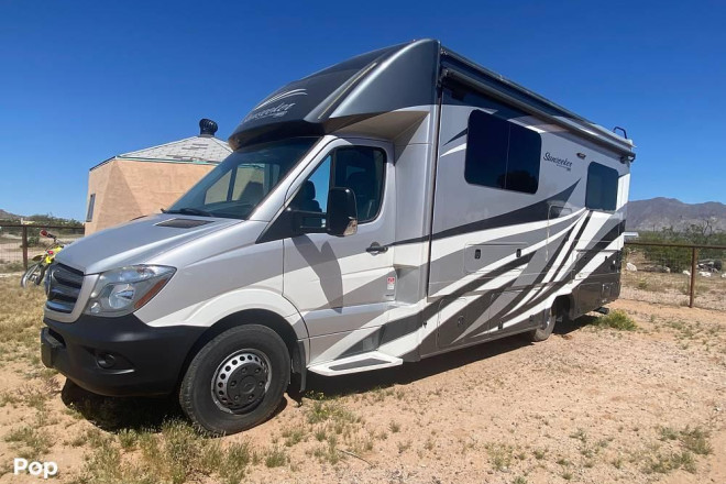 2017 Sunseeker 2400W