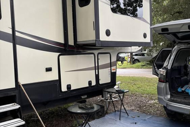 2018 Bighorn Traveler 39FL