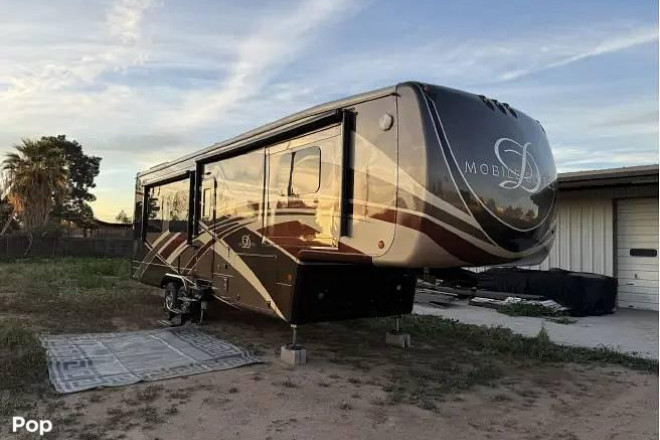 2017 Mobile Suites 36RSSB3
