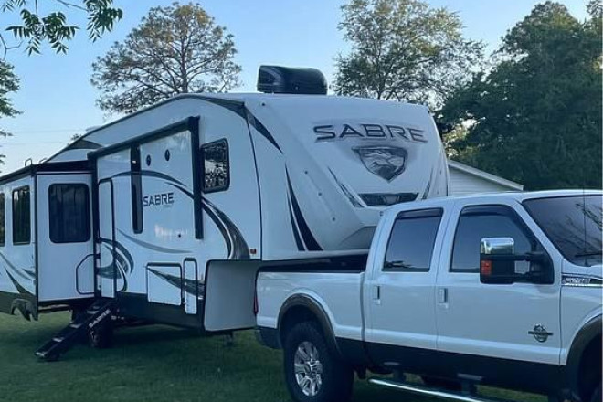 2019 Sabre 32DPT