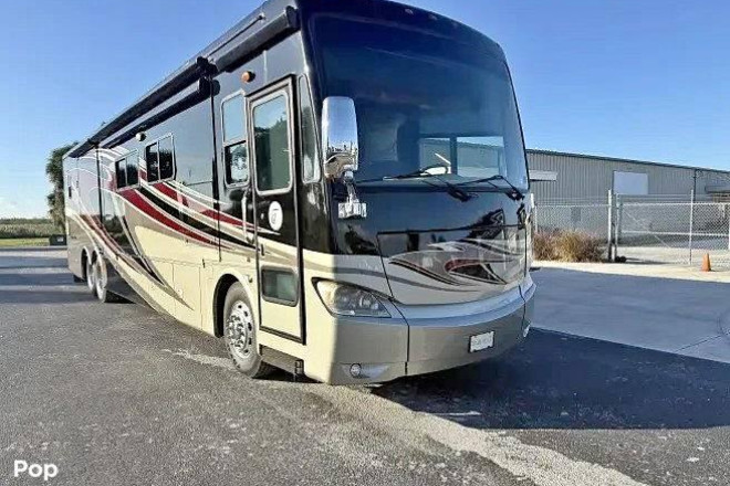 2013 Phaeton 42QBH