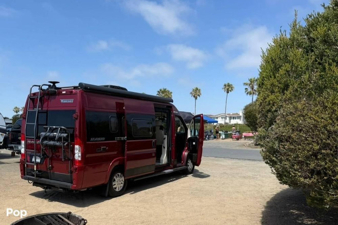 2022 Travato 59KL