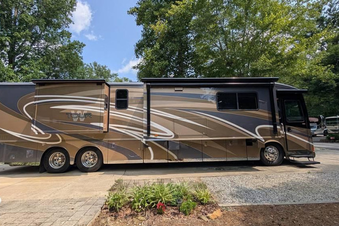 2011 Tour 42QD