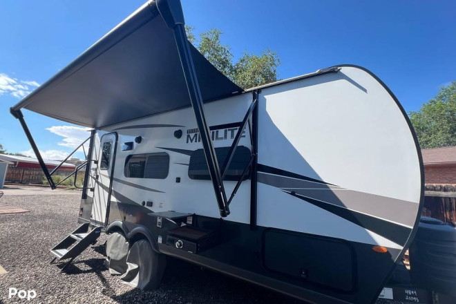 2025 Rockwood Mini Lite 2109S