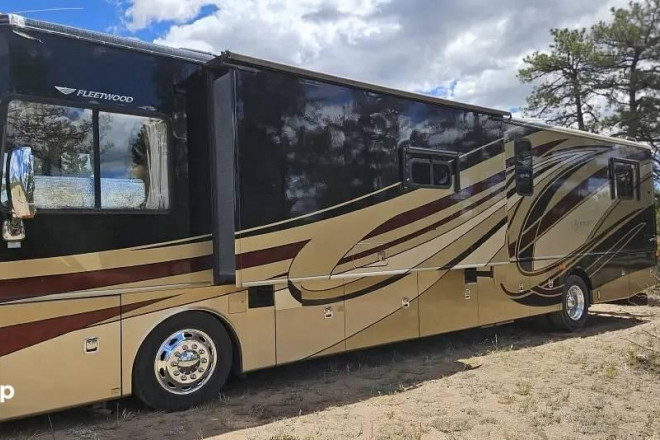 2013 Discovery 40G