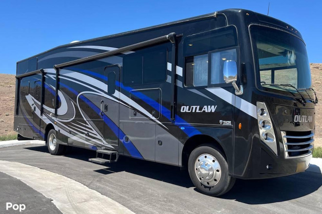 2022 Outlaw 38KB