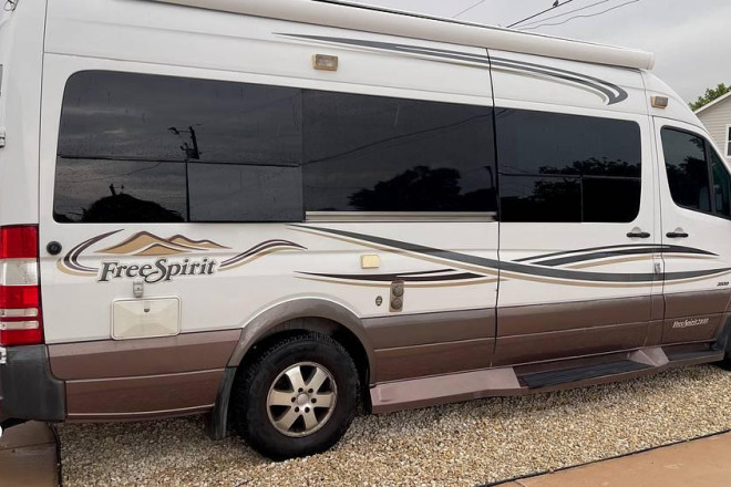 2008 Free Spirit 210B