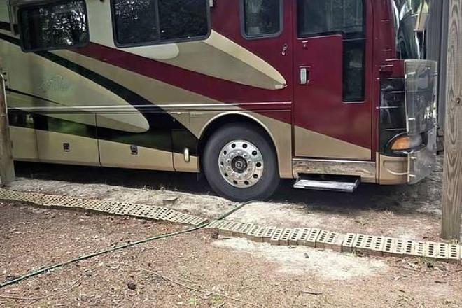 2003 American Tradition 40M