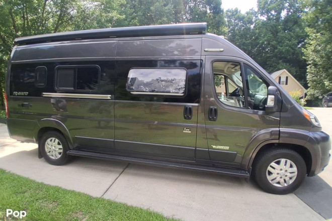 2022 Travato 59KL
