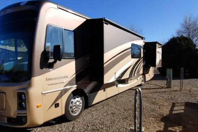 2016 Ambassador 38FST