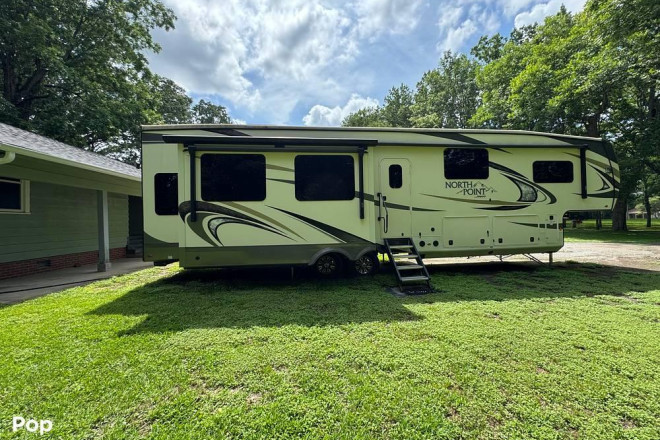 2019 North Point 377RLBH