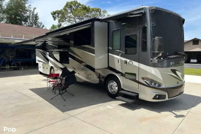 2018 Phaeton 40IH