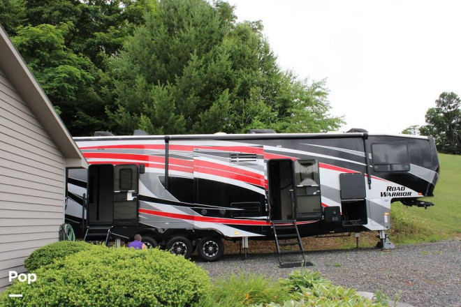 2020 Road Warrior RW 413