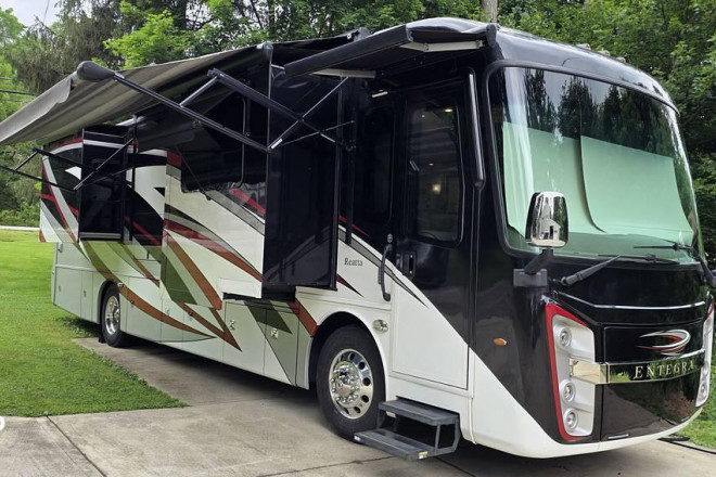 2019 Reatta 37MB