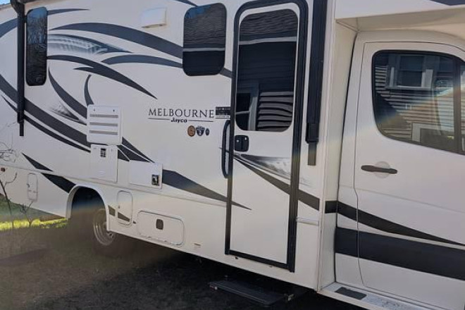 2019 Melbourne 24L