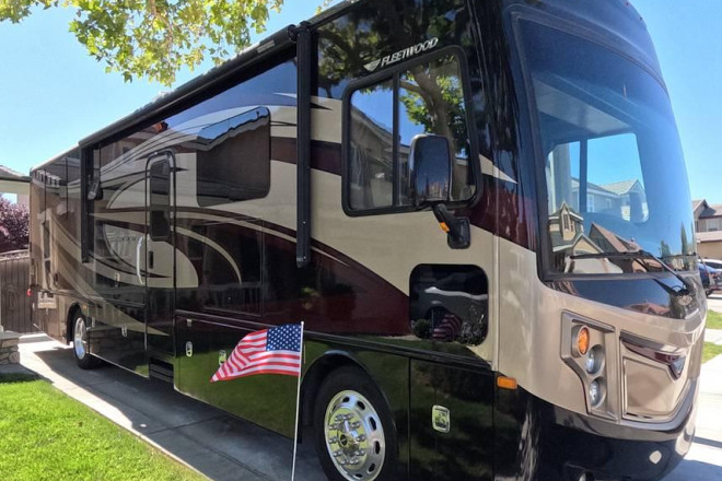 2015 Excursion 35E