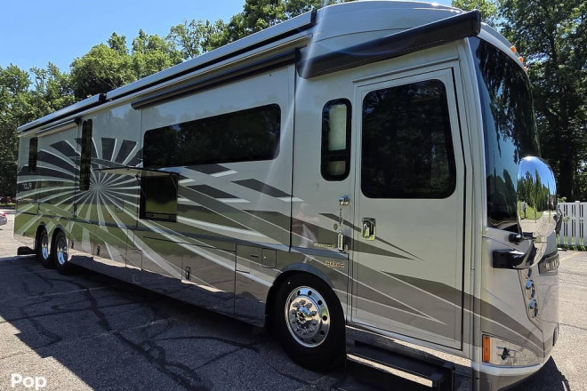 2016 Grand Tour 42HL