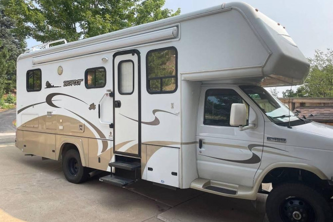 2008 Bigfoot 26SL True 4x4 w/Lift