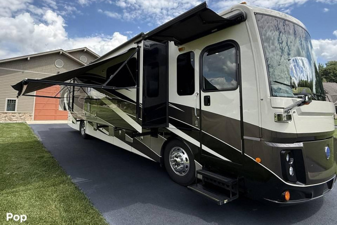 2018 Navigator 38F
