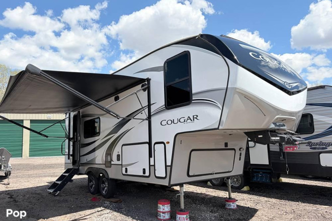 2022 Cougar 23MLS