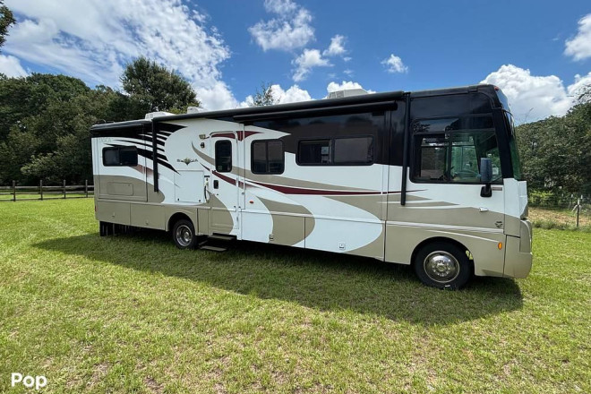 2011 Sunova 33C