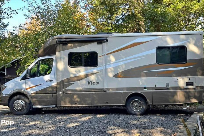 2017 View 24V