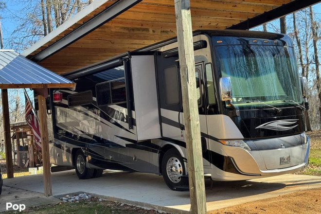 2019 Allegro Red 33AA