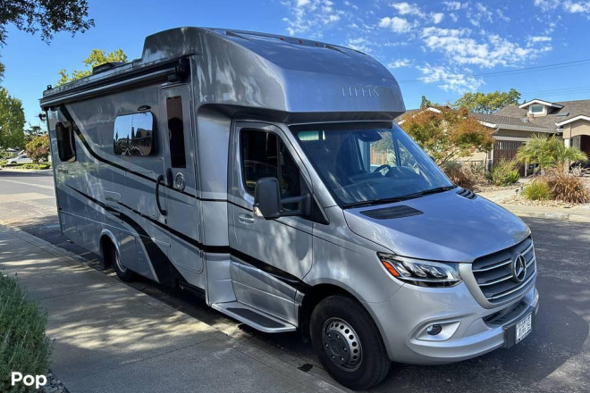 2021 Wayfarer 25SW