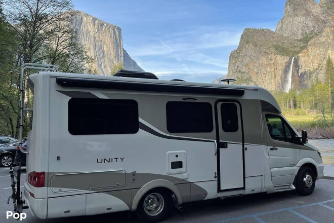 2017 Unity U24FX