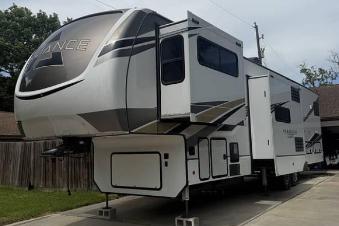 2022 Paradigm M-385FL