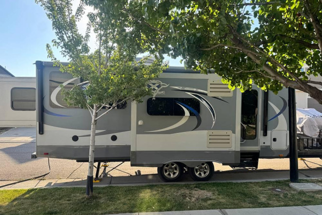 2016 Highlander 21FBD