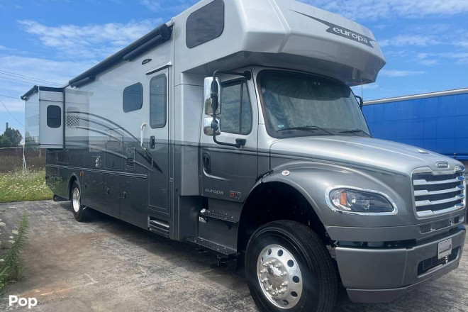 2025 Europa Explorer Package 34SS