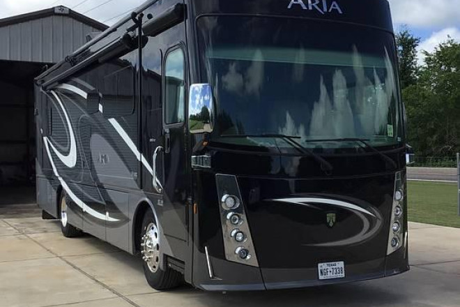 2020 Aria M-3401 Freightliner