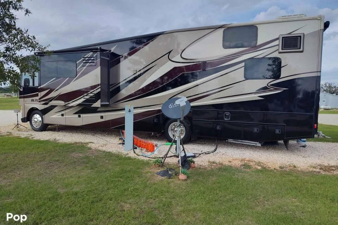 2015 Outlaw 37MD