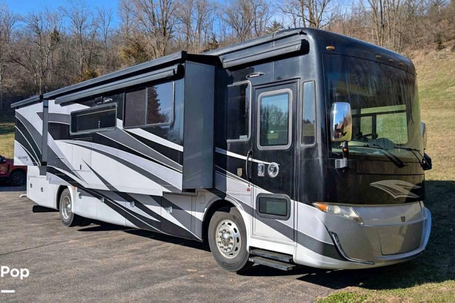 2021 Allegro Red 37PA